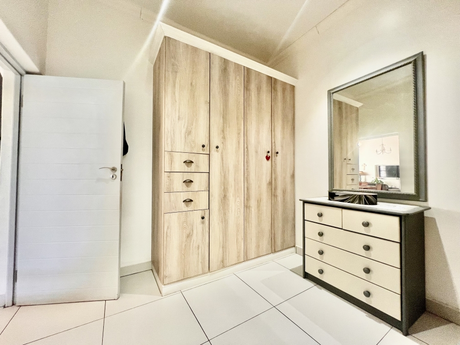 4 Bedroom Property for Sale in The Cove Western Cape